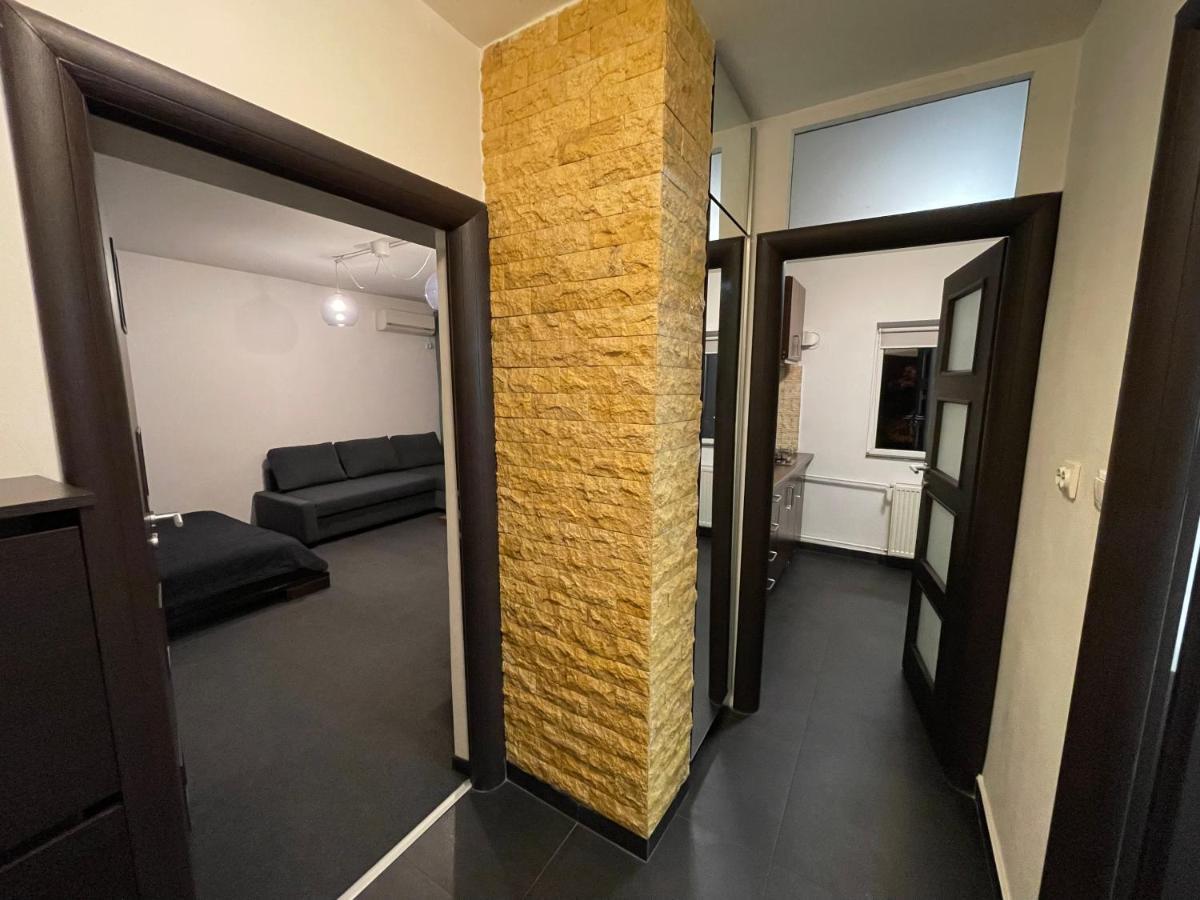 Turqoise Luxury Near Unirii Square Apartment *